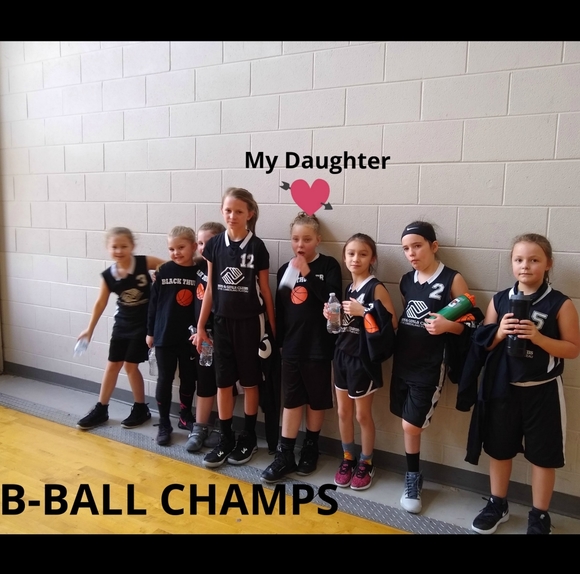 Meet your Posher, Cynthia - Picture 3 of 7